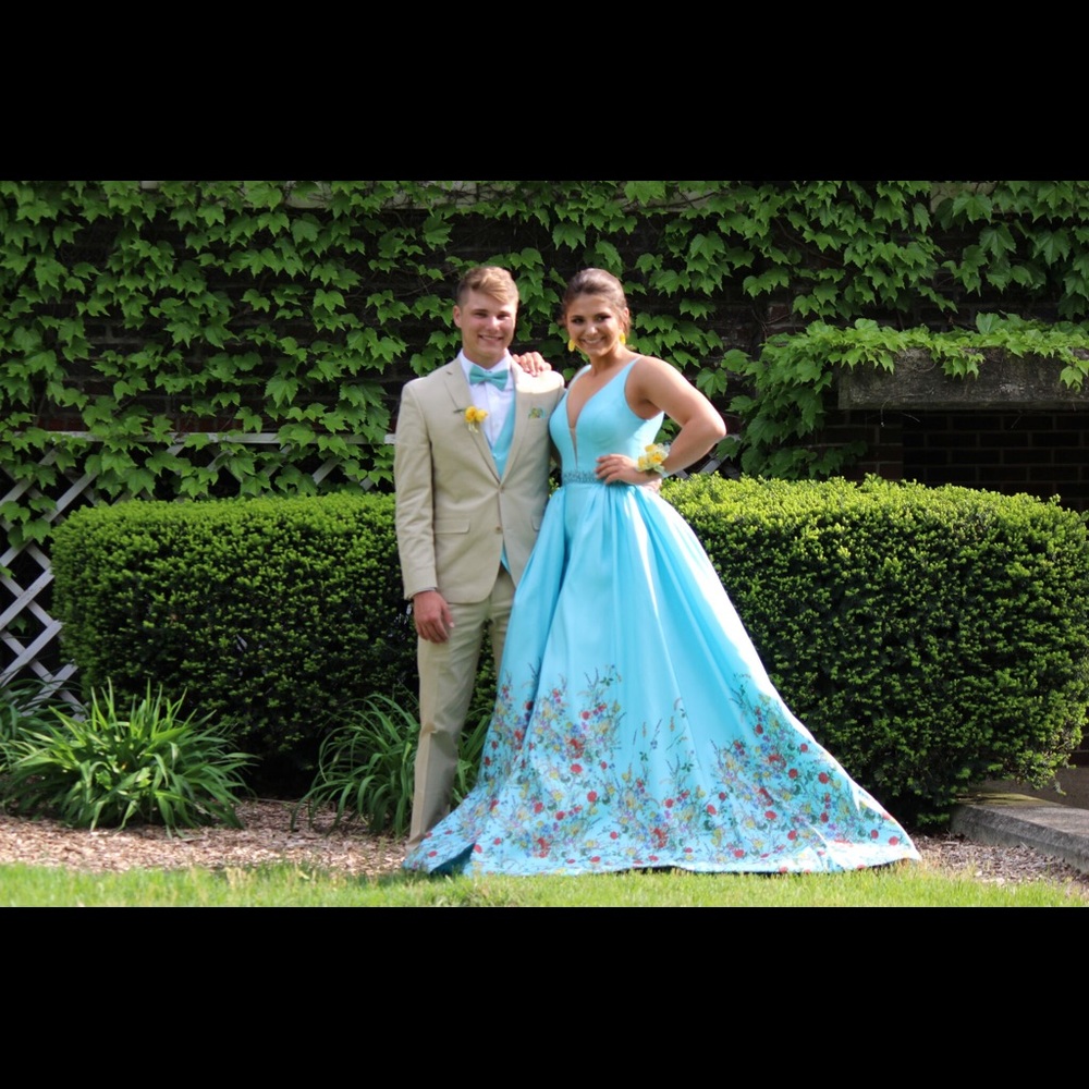 Sherri Hill Prom Dress